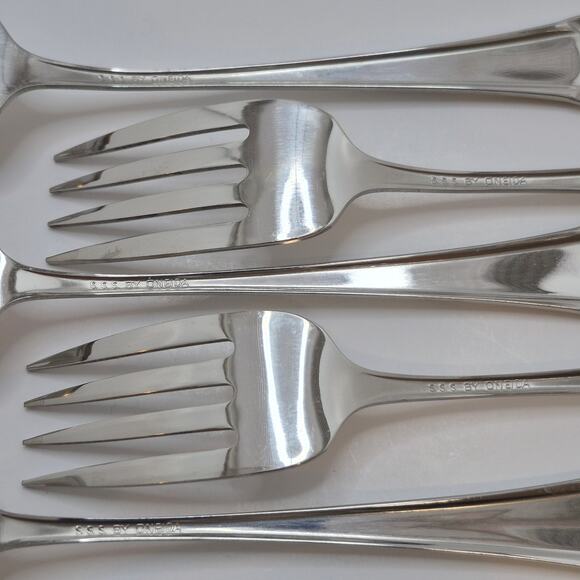 Oneida SSS Maestro St Leger Salad Forks Set of 7 Forks Stainless - Picture 14 of 15
